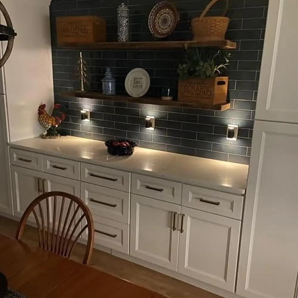 LED Outlet Night Light with Twilight Sensor